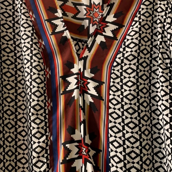 Dress - Picture 3 of 4